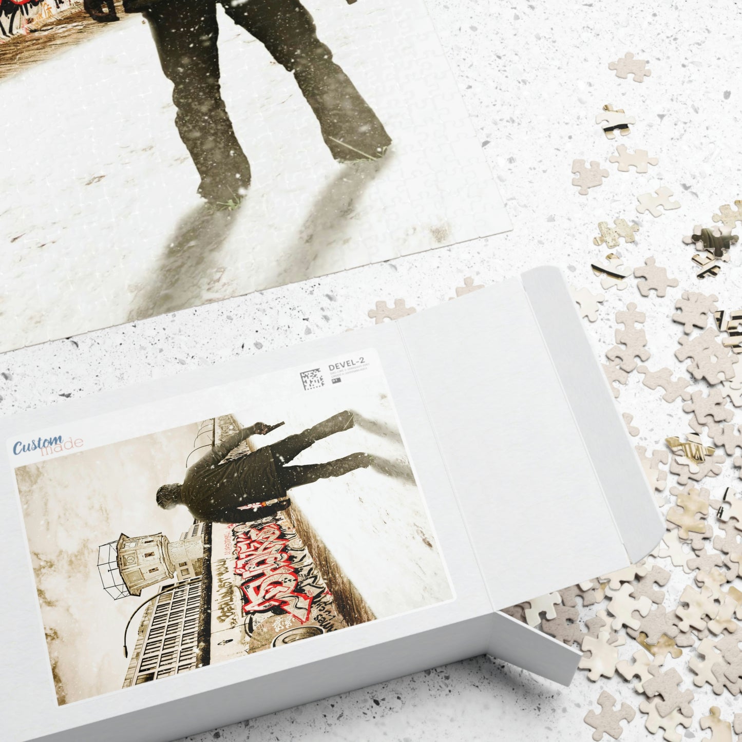 Survivor - 1000 Piece Jigsaw Puzzle