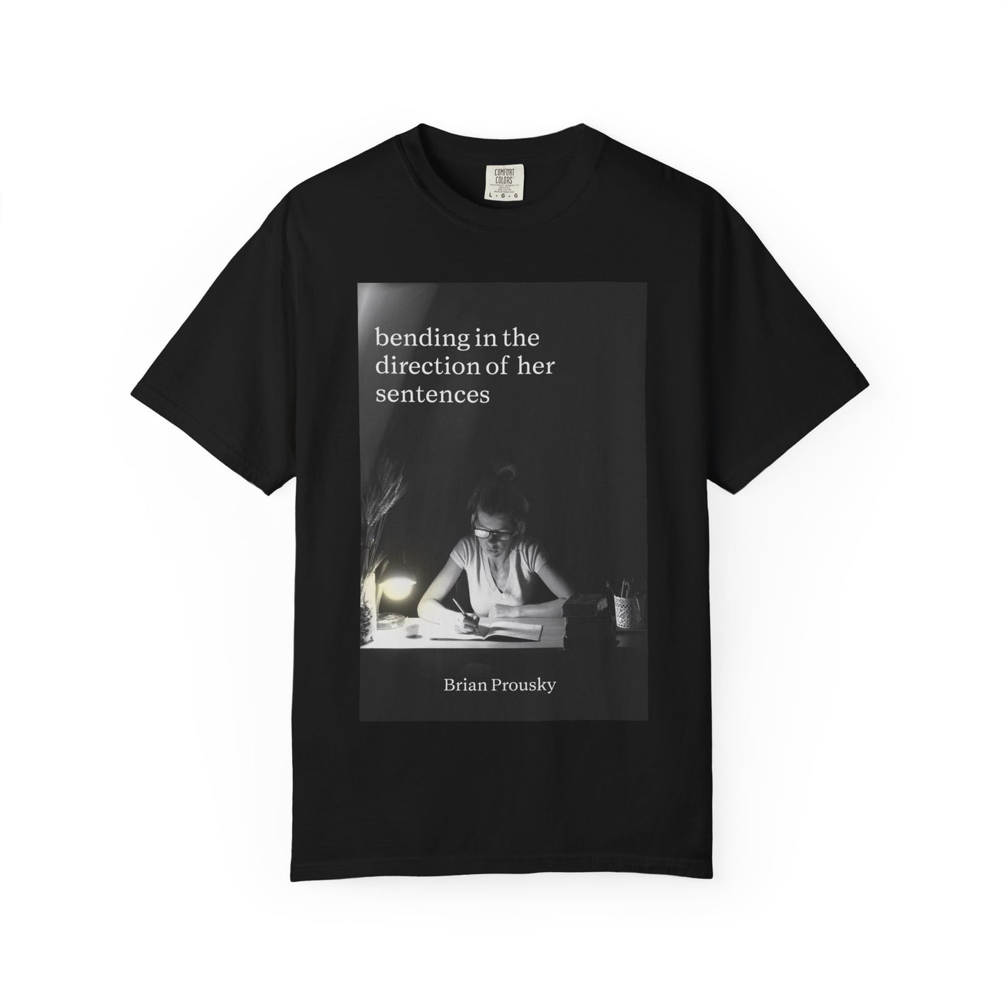bending in the direction of her sentences - Unisex T-Shirt