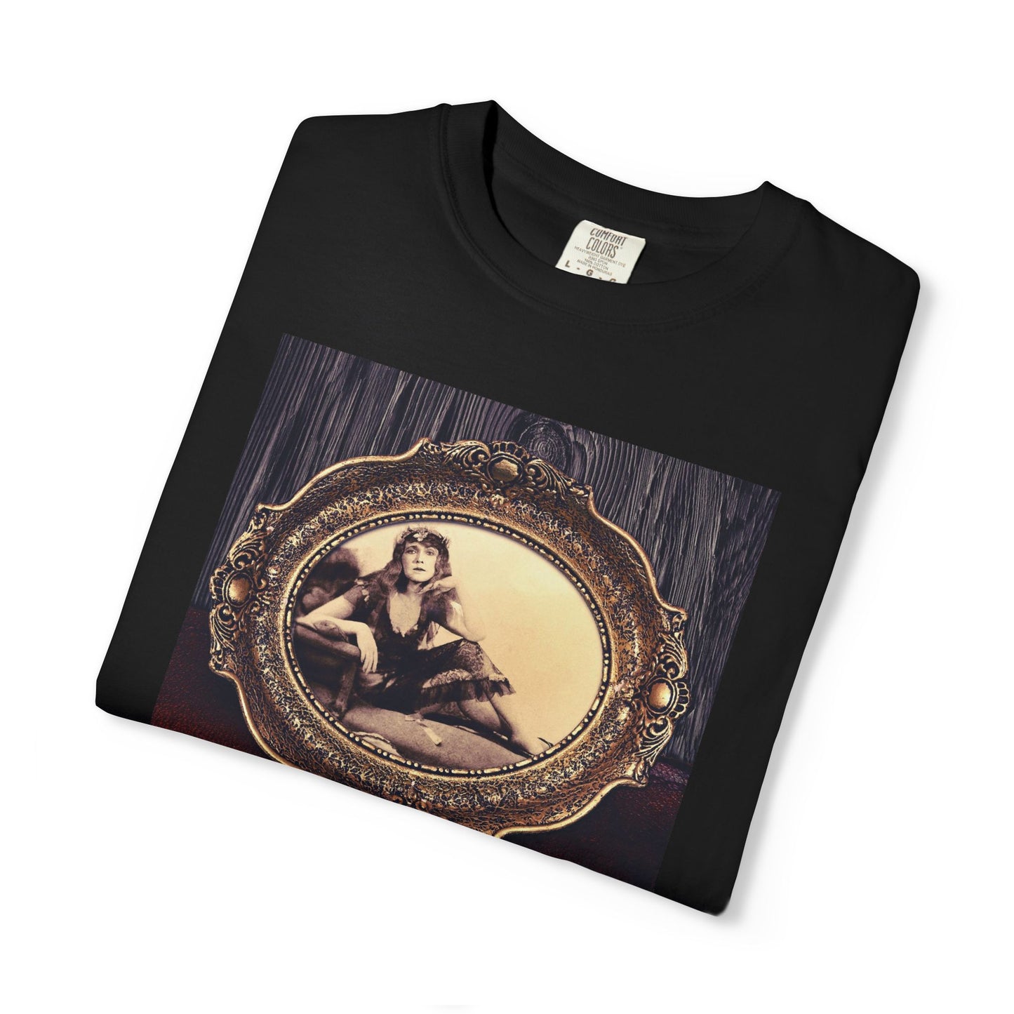The Ruby Queen - Unisex T-Shirt