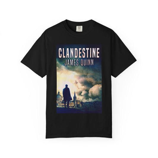 Clandestine - Unisex T-Shirt